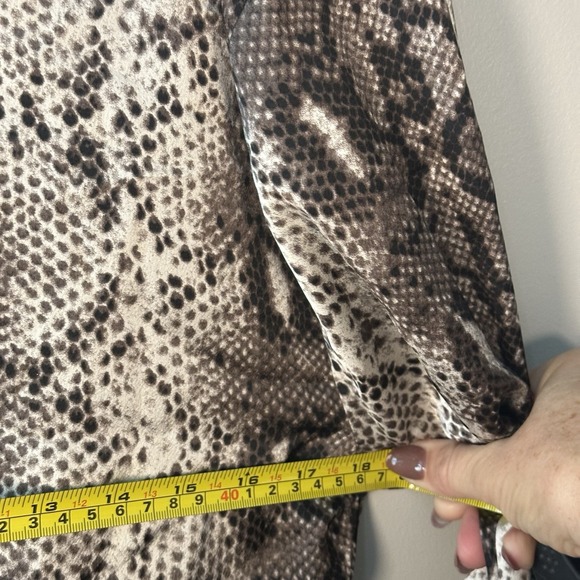 ee:some‎ Bodysuit Snake Skin Look Opaque Sheer Women's Size Medium - Picture 6 of 9